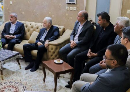 دیدار و تجلیل از پیشکسوت والیبال استان یزد